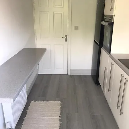 3 Bedroom House In A Great Location Childwall Exterior photo