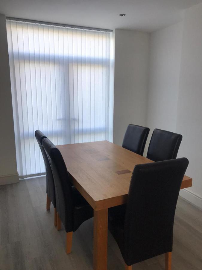 3 Bedroom House In A Great Location Сasa de vacaciones Childwall